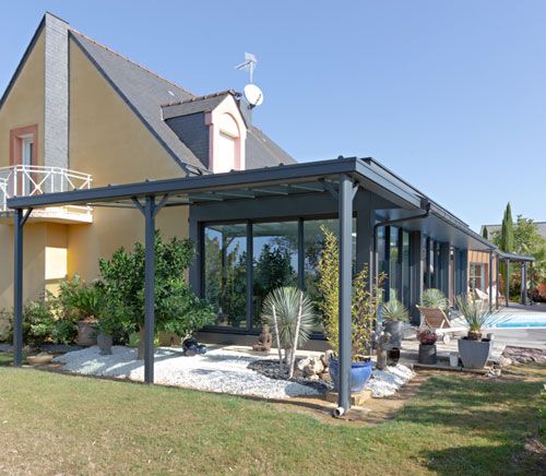 Une pergola avec diverses opriotns possible à Rennes (Ille et Vilaine)